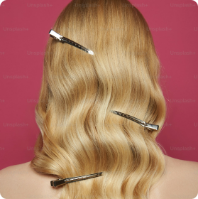 Yenilikler için John Frieda'yı sosyal medyadan takip edin.